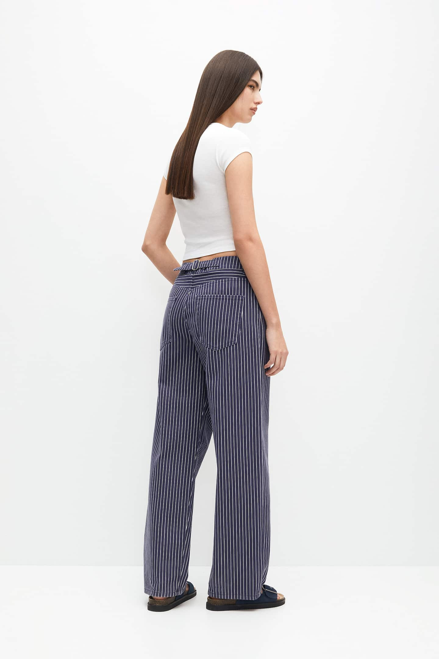 Short sleeve floral T-shirt | PULL and BEAR UK