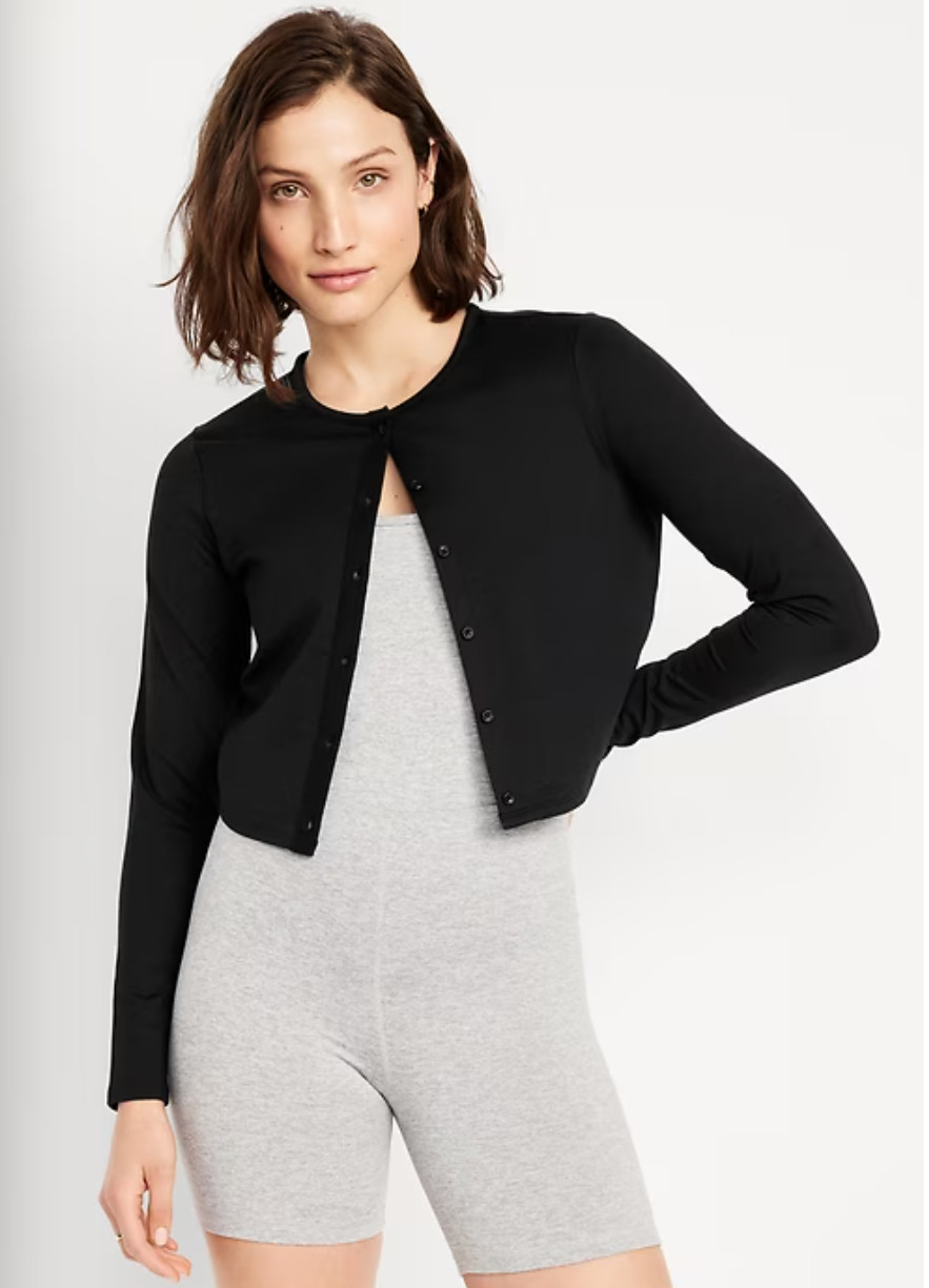 🛍️ Everything 40% OFF now through July 31 — snag it before it’s gone!

The cozy layer your activewear’s been waiting for. ☁️✨
The CloudComfy Cropped Cardigan from Old Navy is lightly textured, breathable, and soft as a literal cloud. Toss it over your favorite workout set or style it with high-waisted denim for that easy off-duty look.

✔️ Crew neck
✔️ Long sleeves
✔️ Full-button front
✔️ Lightweight & breathable



#OldNavyStyle #CloudComfy #CroppedCardigan #LTKfit #LTKlayering #LTKactive #FallLayers #ActivewearStyle #CardiganSeason #ComfyAndCute #LTKSale #LTKFallStyle 

 #LTKActive #LTKSaleAlert #LTKStyleTip