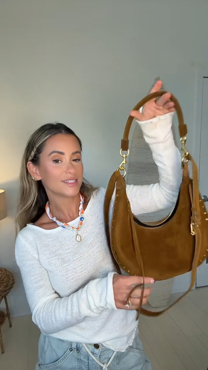 The handbag I’ve been carrying for a few weeks! 

Color: Vintage 

#LTKItBag #LTKStyleTip