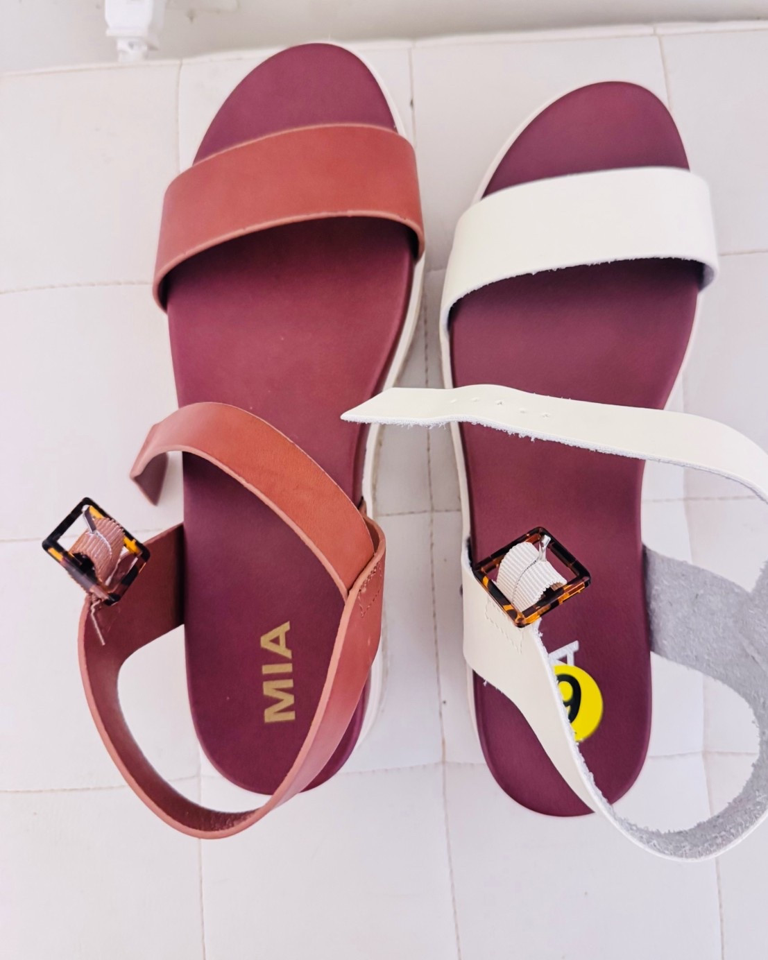 Found the white version of my favourite sandals. I promise it’s so good on the feet feels like I’m walking on a bouncy stage

#LTKsummer #LTKshoes #LTKstyletip