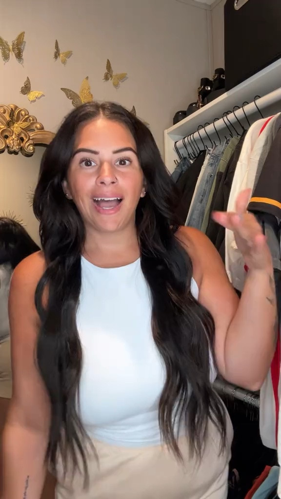 Cakes Body covers for the girlies are the best I have ever come across as someone who is a DDD! They are grippy not sticky and use your natural body heat to stay in place 

Nipple covers 
Big chested 
Bras 
Must have 

#LTKFindsUnder50 #LTKVideo #LTKStyleTip