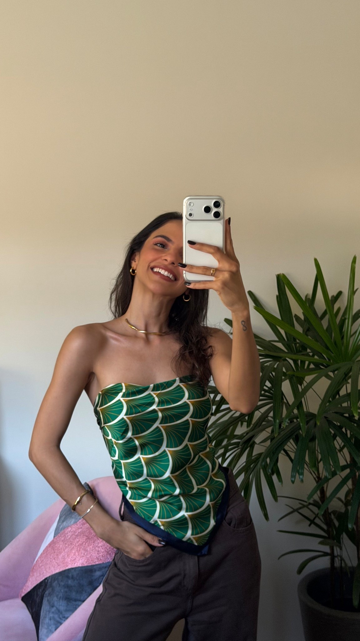 Look com lenço.
Calça C&A: https://minhacea.cea.com.br/?lcea=MTI2NDAzXzAwMjg4Nw


#LTKdicadeestilo #LTKbrasil