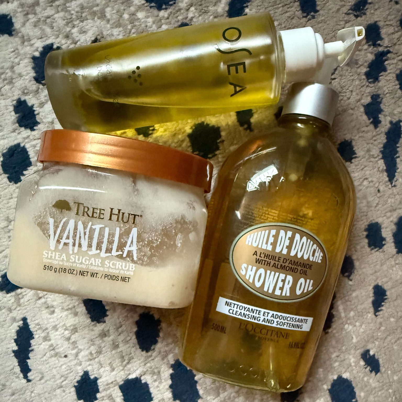 Dry skin winter essentials. Trifecta. Oil cleanser, body oil, and gentle body exfoliating scrub. Vanilla scented. Smooth soft skin. Three products getting me through the winter. Also make great gifts!

#LTKBeauty #LTKFindsUnder100 #LTKFindsUnder50