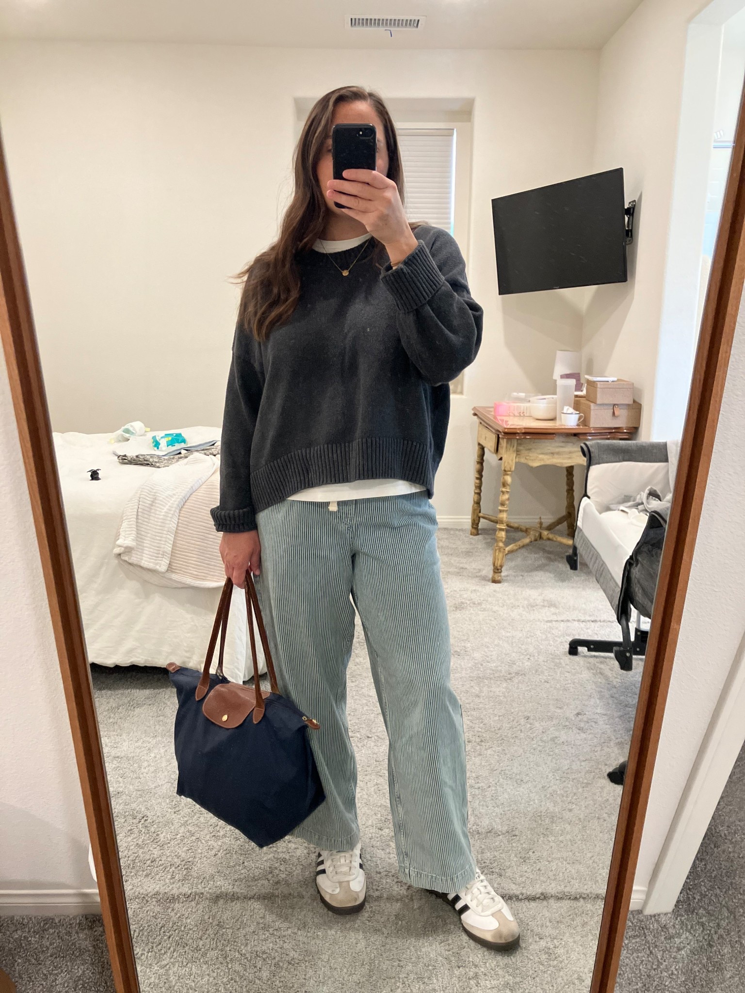 Viral Gap Pull-on drawstring pants 
Runs oversized, size down! 

#LTKFindsUnder100 #LTKMidsize #LTKSaleAlert