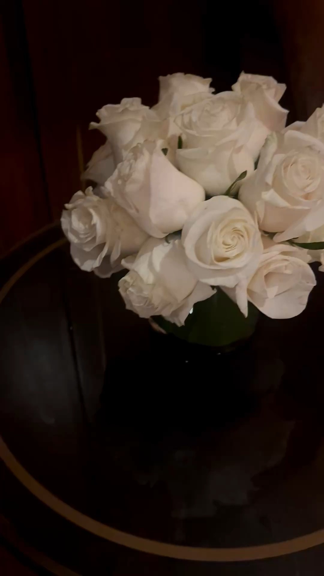 Happy Mother’s Day 🤍

There’s something so timeless about soft pink seating paired with a low arrangement of crisp white roses — especially when the roses are kept simple, full, and modern without extra greenery. The whole look feels effortlessly elegant without trying too hard.

This kind of floral styling isn’t just for Mother’s Day or special occasions either. A refined arrangement like this can instantly elevate an everyday space and bring that subtle touch of sophistication that makes a room feel calm, polished, and beautifully intentional.

Sometimes it’s the smallest details — a pair of elegant sofas, soft lighting, and modern white roses — that completely change the mood of a space.

#HappyMothersDay #WhiteRoses #Roses #FloralArrangement #ModernFlorals #ElegantHome #PinkSofa #LuxuryInteriors #InteriorStyling #SophisticatedStyle #SoftModern #FreshFlowers #RomanticInteriors #DesignInspiration #CozyChic #BeautifulSpaces #HomeDecor #FloralDesign #LTKHome #InteriorInspo

#LTKMothersDay #LTKHome #LTKSaleAlert