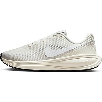 Nike Women's Revolution 8 Road Running Shoes | Amazon (US)
