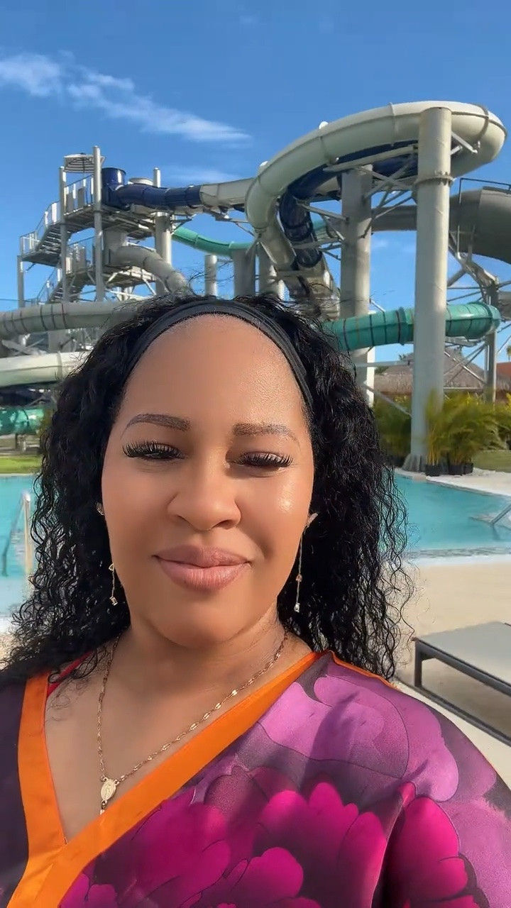 Stylish by the pool

#LTKmomlife #LTKdayinmylife #LTKTravel