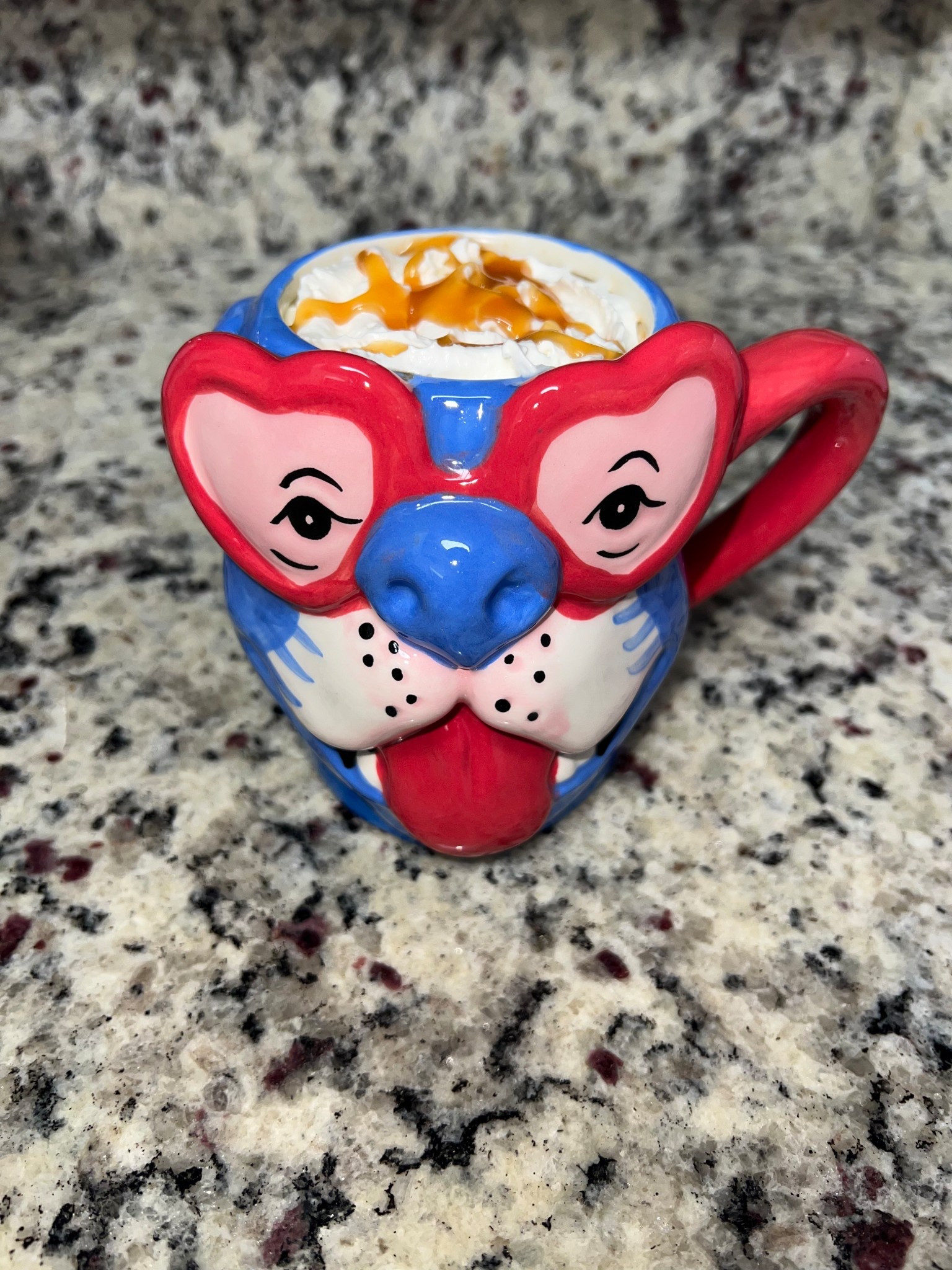The cutest Valentines Day mug. ❤️

#coffeemug #mug #valentinesday #Valentines

#LTKdayinmylife #LTKHome #LTKfoodie