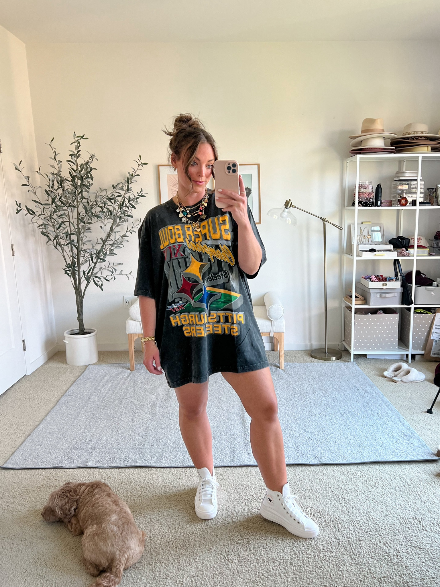 Super soft tee, this is Pats, xl tall I love it with biker shorts underneath!



#LTKFindsUnder50 #LTKSeasonal #LTKMidsize