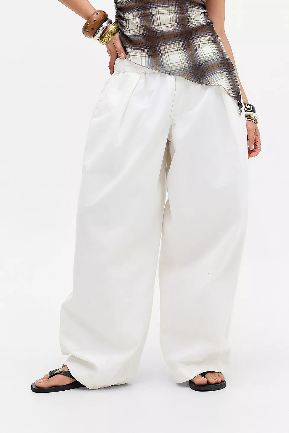 BDG Bobbi Baggy Cocoon Trousers | Urban Outfitters UK