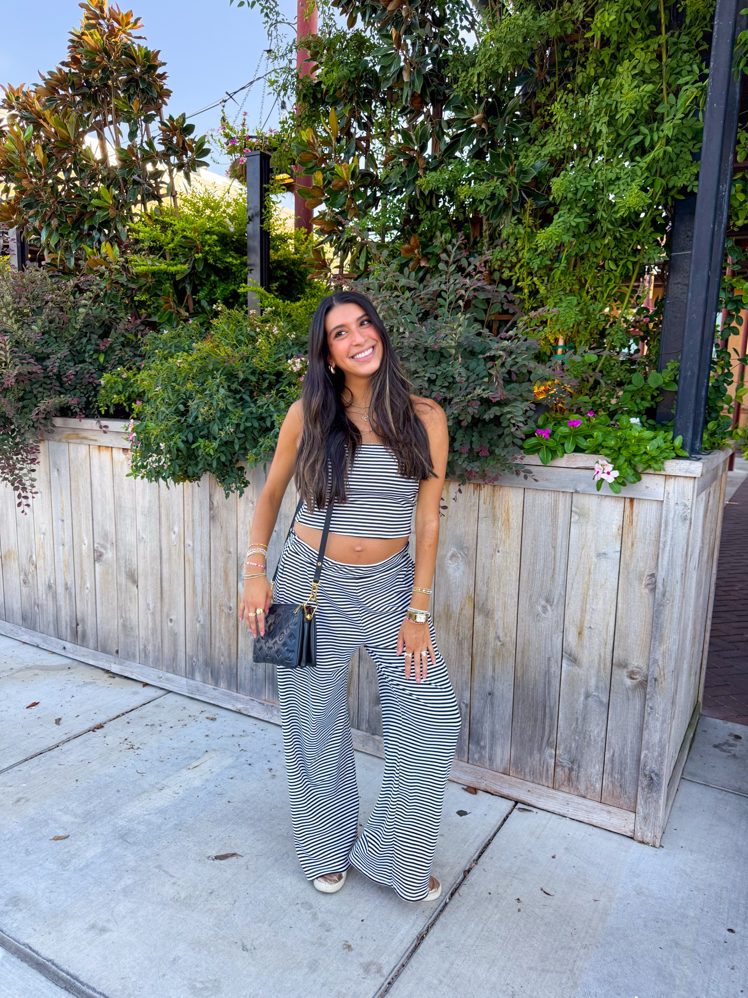 Striped set from @shopheylovely on insta 🖤wearing a size medium 