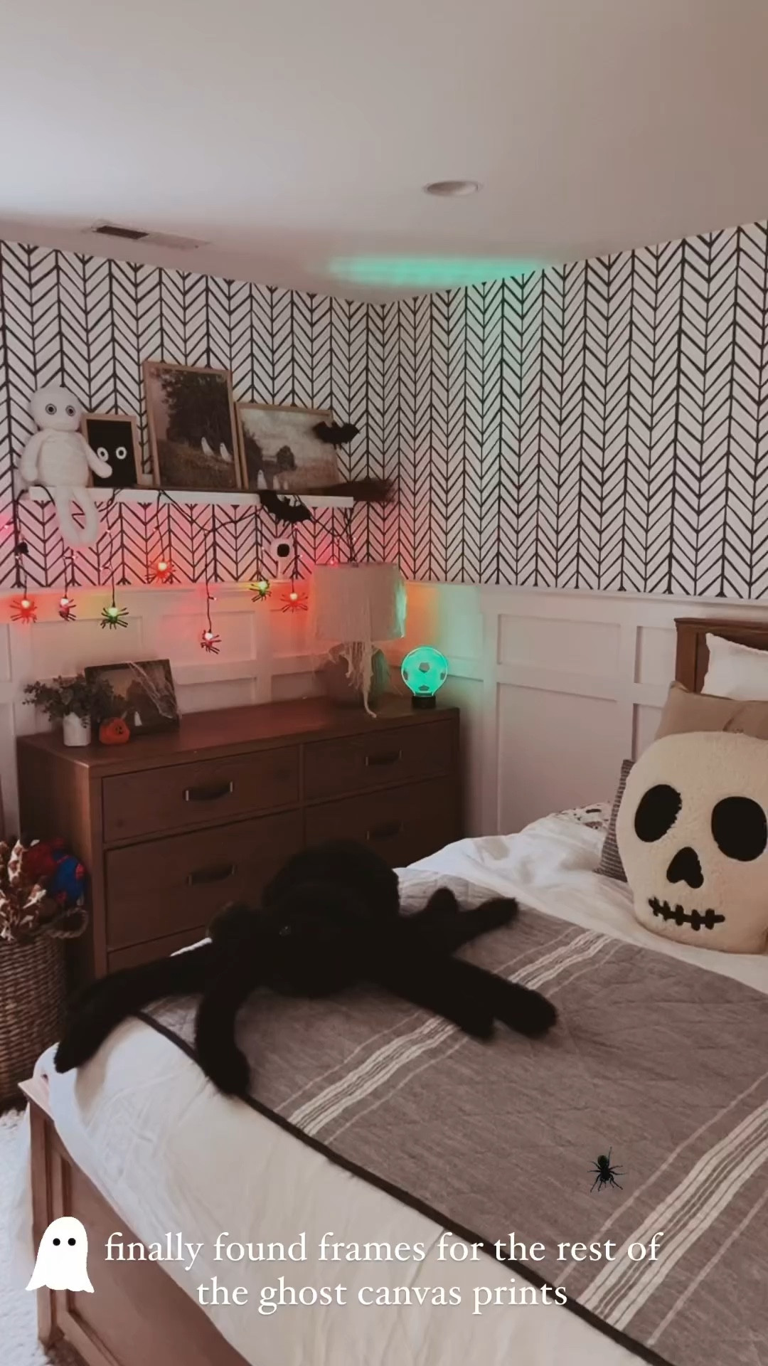 Kids bedroom Halloween decor 👻 linked what I could. Some pieces are older or Homegoods finds 

#LTKHalloween #LTKHome