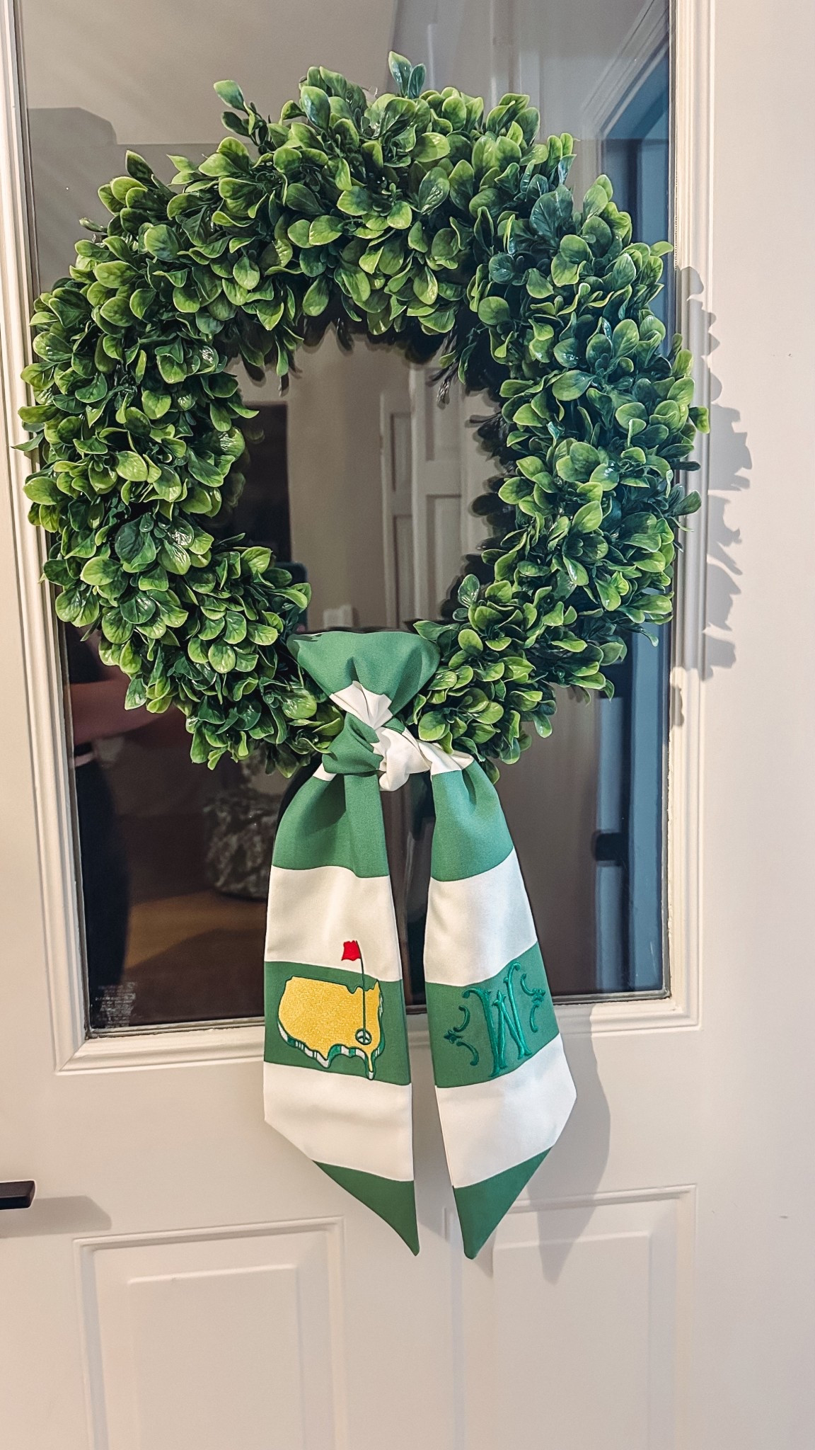 Favorite (inexpensive) boxwood wreath! 

#LTKHome #LTKSeasonal #LTKFindsUnder50