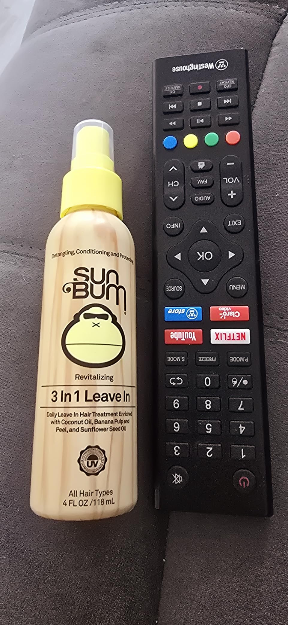 Sun Bum Revitalizing 3 in 1 Leave In Conditioner - Anti Frizz Detangler - Color Safe with UV Prot... | Amazon (US)
