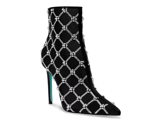 Betsey Johnson Fin Bootie | DSW