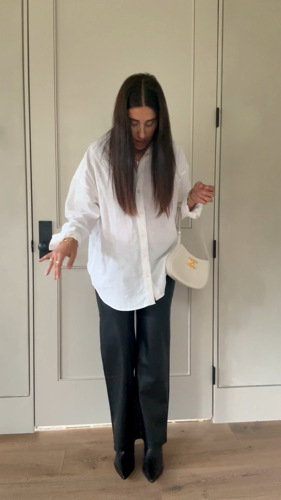 Top: small
Pants: 27
Code: AFLTK

Dressupbuttercup.com #dressupbuttercup #dederaad


#LTKSaleAlert #LTKFallSale #LTKSeasonal