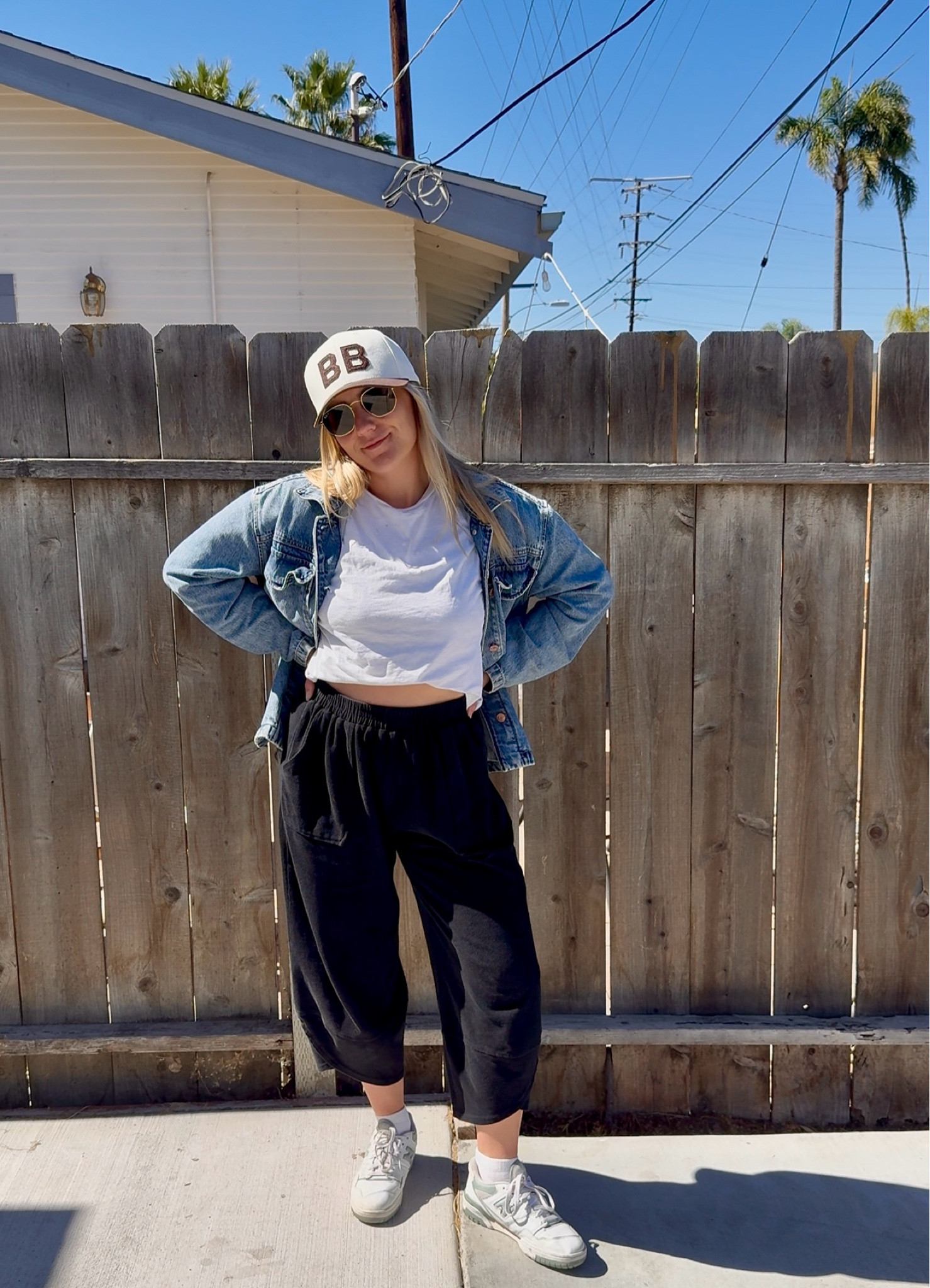Casual mom style! Barrel sweats, white tee, denim jacket - perfect outfit formula for fall 

#LTKActive #LTKSeasonal