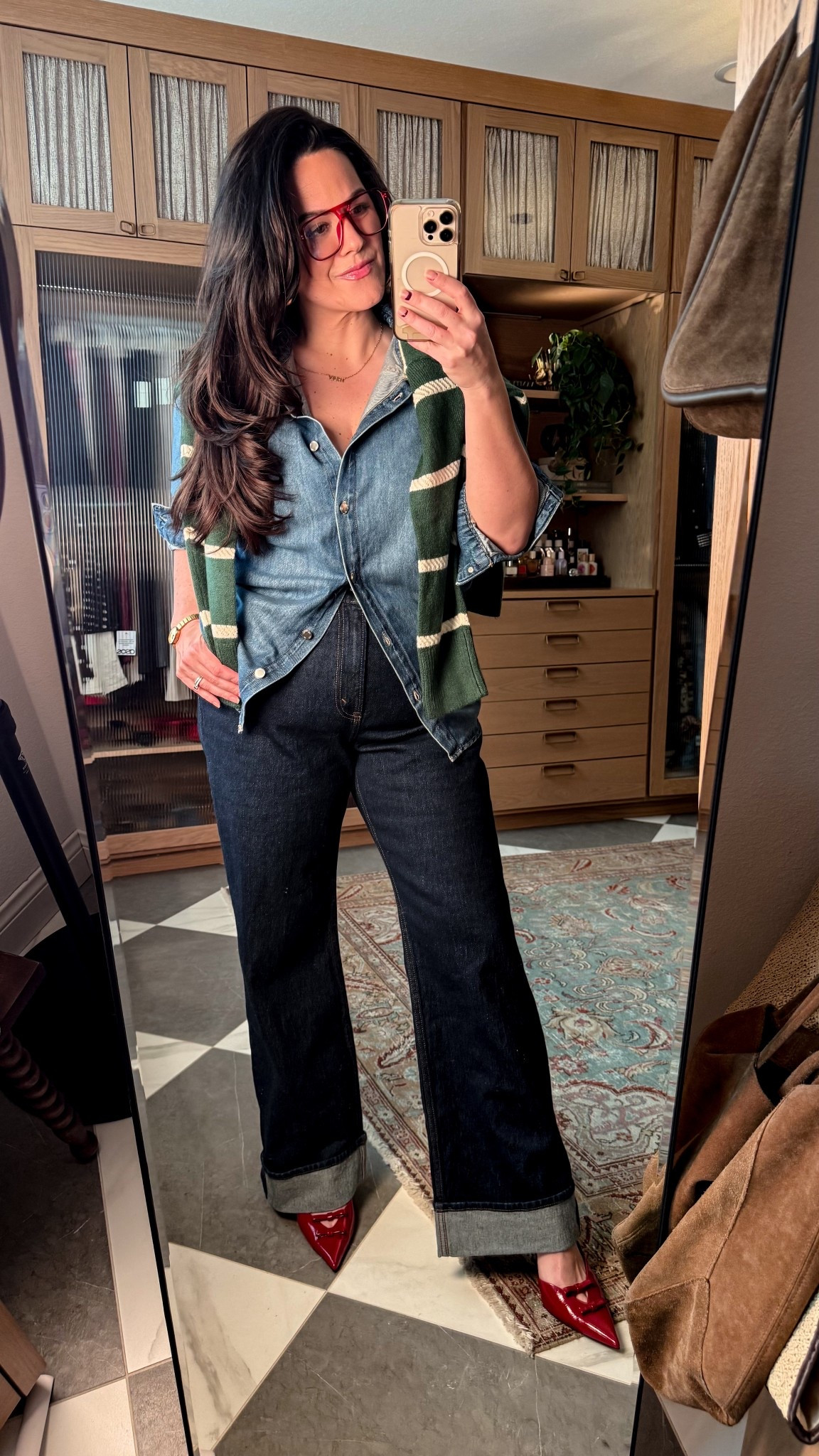 I’m obsessed with how classic this one feels. A little preppy a little festive and so easy to recreate! 

#LTKgrwm #LTKSeasonal #LTKootd