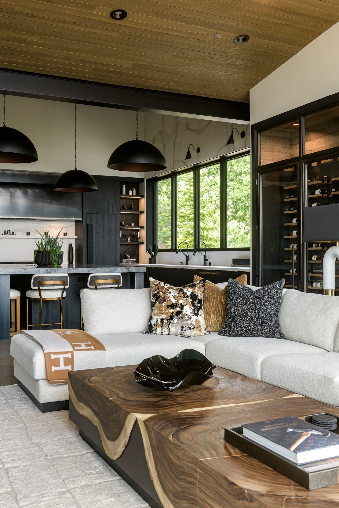 This is what a connected home should feel like 🤍

From kitchen to living room, everything flows effortlessly—creating a space that feels both functional and beautiful.

Shop the look 👇



Builder: @purehavenhomes 

Photography: @rebekahwestoverphotography.

See the full house tour:
https://www.homebunch.com/utah-organic-modern-home/

#LTKHome #LTKmomlife #LTKmorningroutine