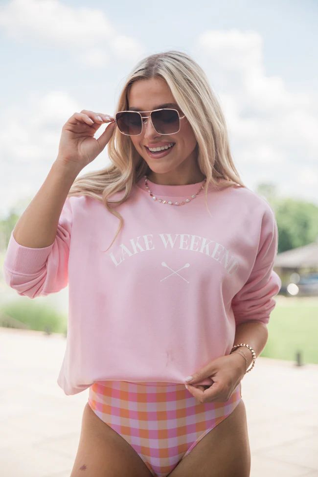 Lake Weekend Light Pink Oversized Graphic Sweatshirt | Pink Lily