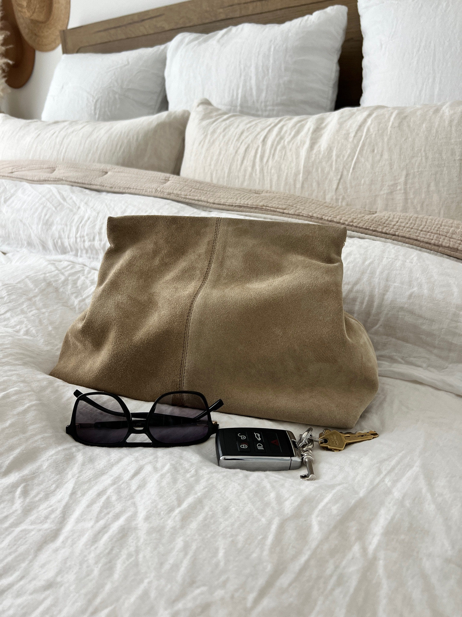 Love this Brown Suede Clutch. 


#LTKworkwear #LTKstyletip #LTKitbag