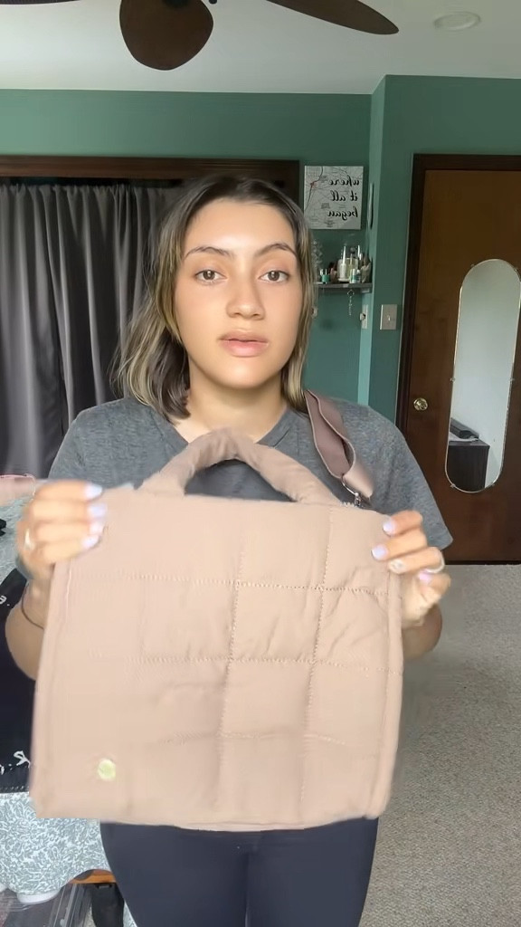 Mini puffer tote bag   This bag is perfect for any occasion. Super cute and functional 

#LTKItBag #LTKStyleTip #LTKBeauty