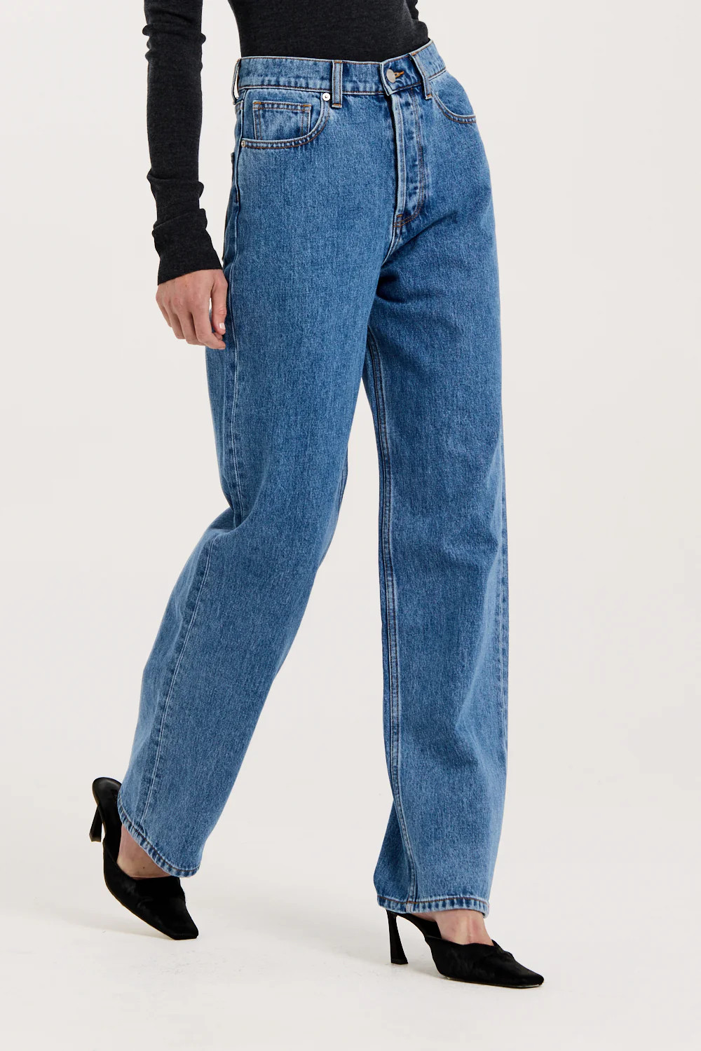 Valentina Jean | Henne