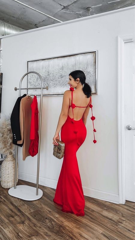 Valentines Day red maxi rosette open back bodycon dress 🌹 Wearing size 2
Use code APP15 for 15% off 

#LTKfindsunder100 #LTKparties #LTKstyletip