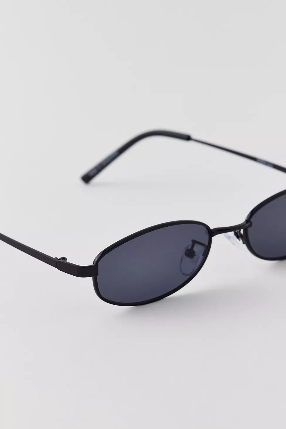 UO Essential Metal Rectangle Sunglasses | Urban Outfitters (US and RoW)