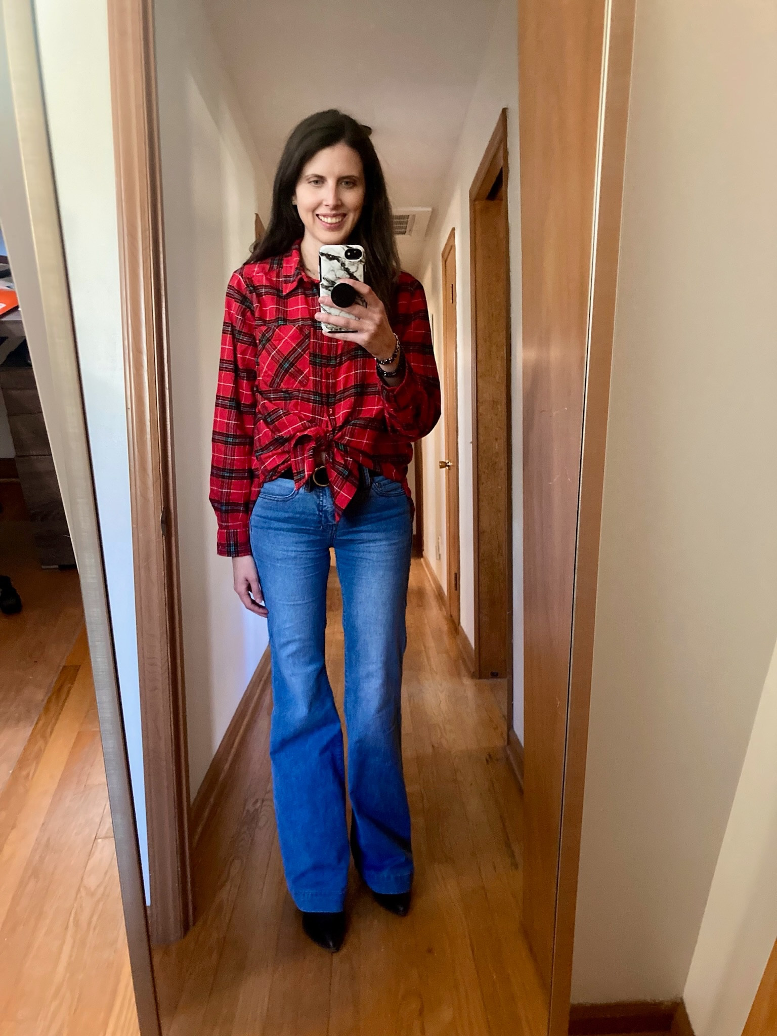 Casual holiday outfit ❤️

Fall outfit
Winter outfit 
Date night outfit 
Casual outfit
Holiday outfits
 

#LTKCyberWeek #LTKHoliday #LTKSeasonal