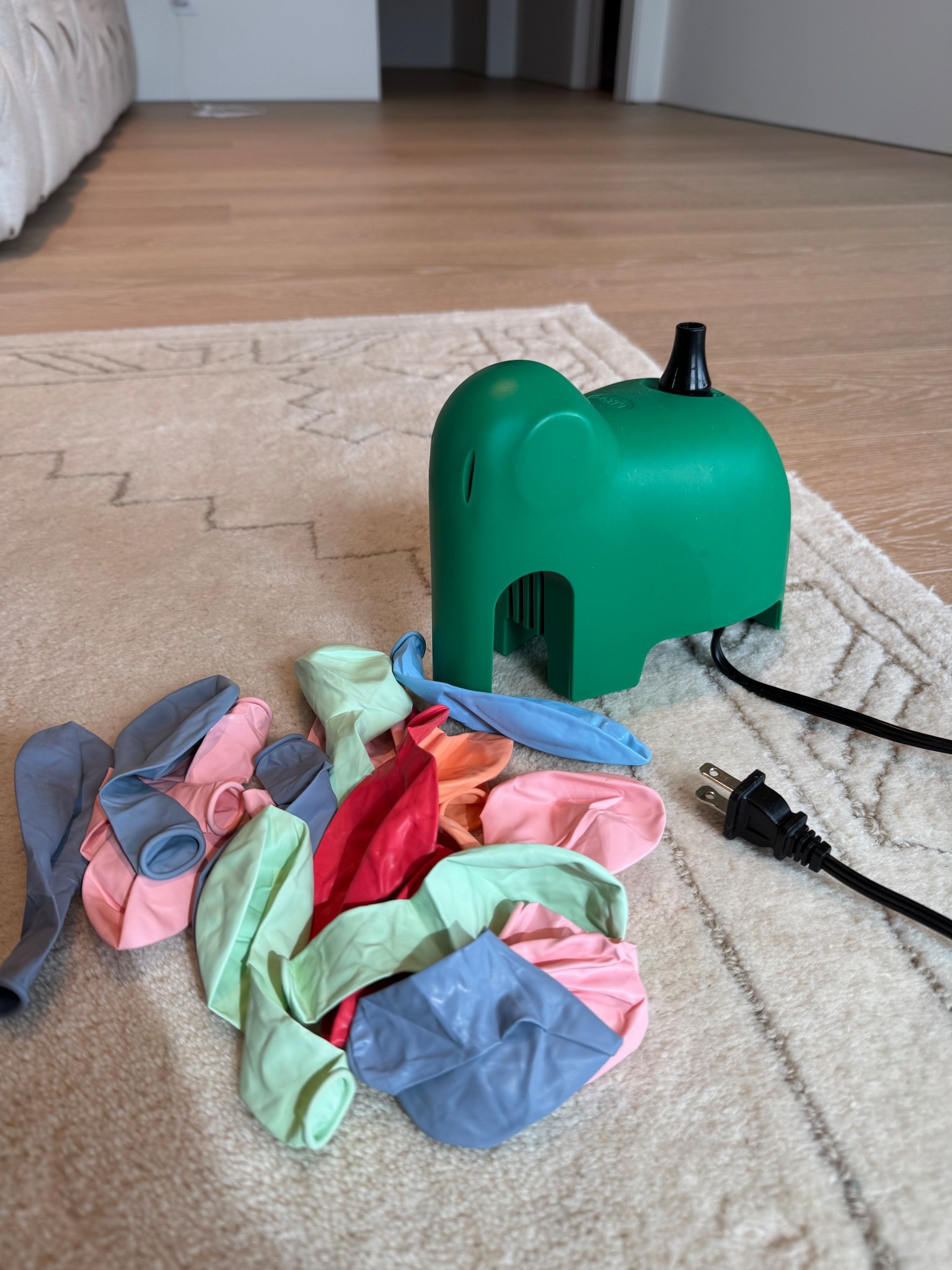 Must haves for easy balloons for any party:
- electric pump
- balloons
- jumbo plastic bag for balloons (to collect all gallons and throw them on bed or from the second floor to first floor for fun birthday start)




#LTKFamily #LTKParties #LTKKids
