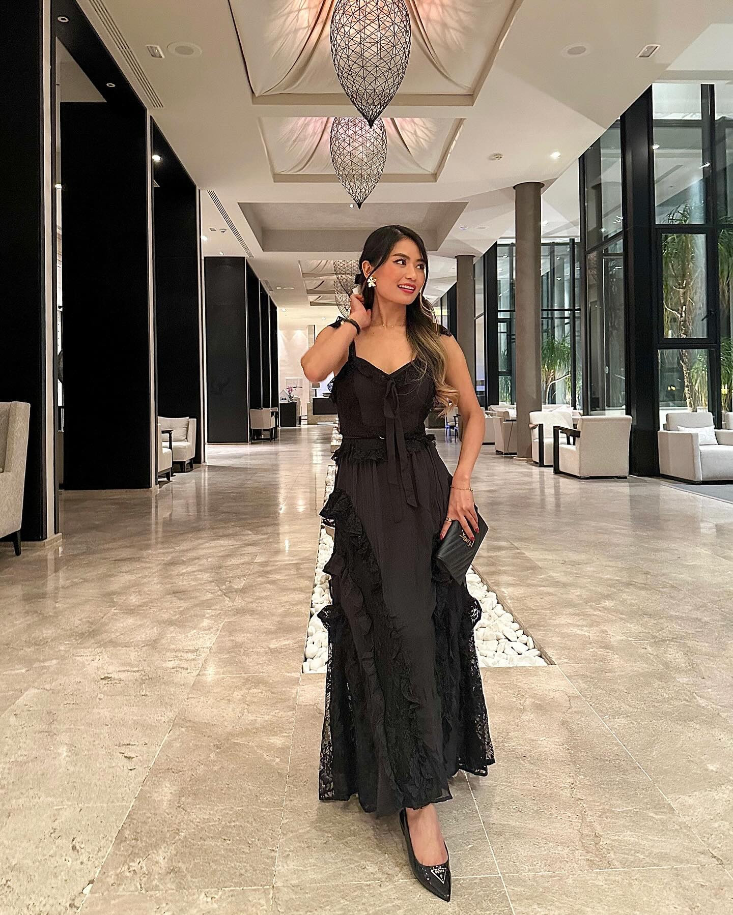 🖤✨

#LTKFashionMonth #LTKuk #LTKeurope