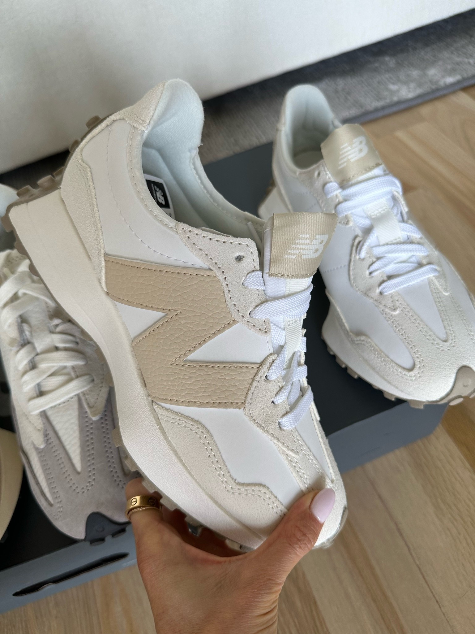 If you love these new balance sneakers, grab them asap! Party of the Nordstrom sale and are a must

#LTKSaleAlert