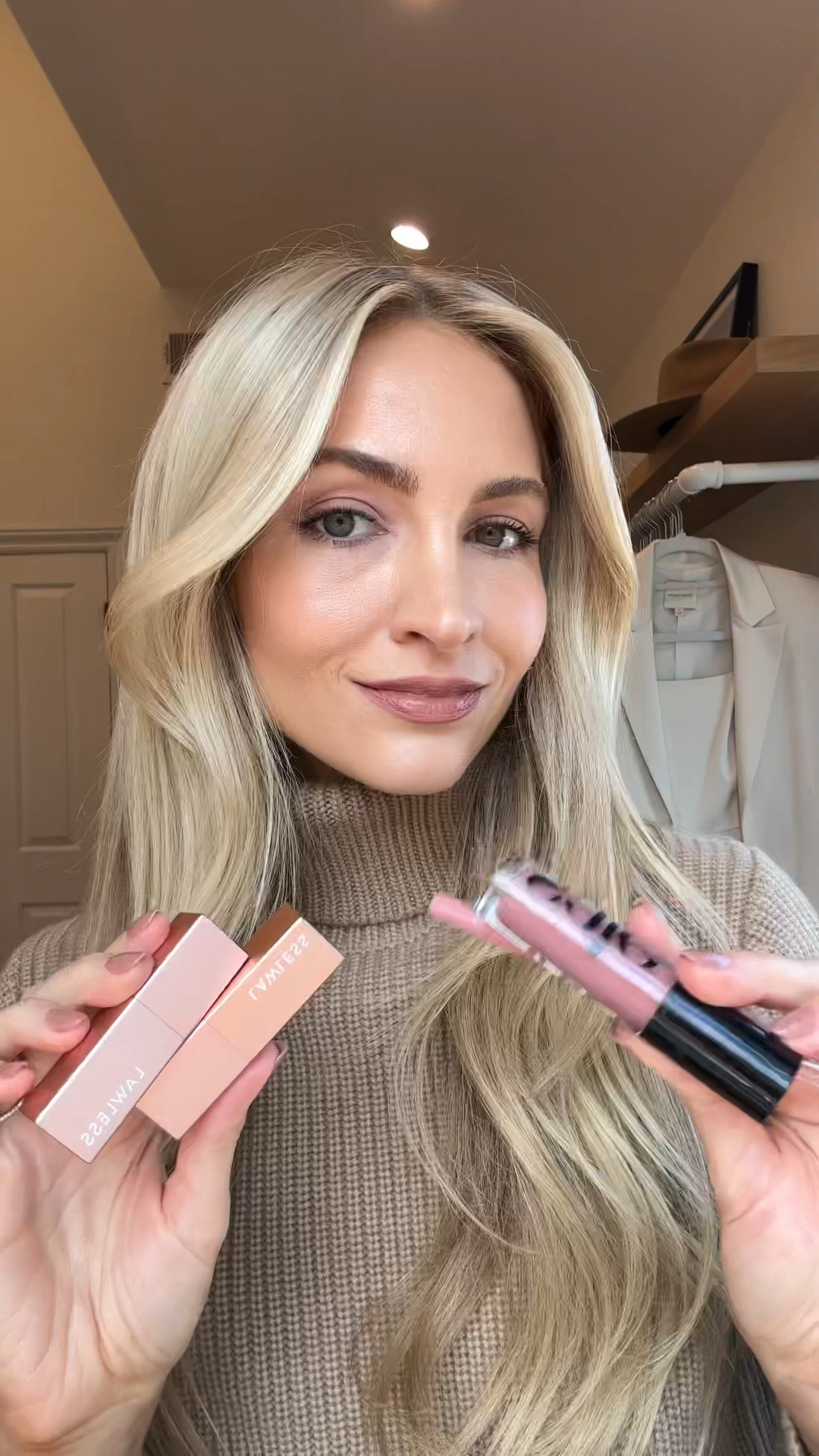 Current fall lip combo 🧸🐻🍂
(Also - this Jenni Kayne sweater is 25% off for Black Friday)

Tower28 Beauty Lip Liner in "Fill Me In"

Lawless lipsticks in "Cookie" (darker) & "Fawn" (lighter)

Saie gloss in "Dip"

#lipcombo #fallbeauty #grwm #grwmmakeup #fallmakeup


#LTKVideo #LTKstyletip #LTKbeauty