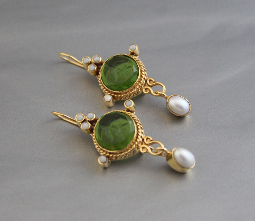 Small Green Intaglio Earrings, Intaglio Crystal Earrings, Vintage Earrings, 1920s Cameos Earrings... | Etsy (US)