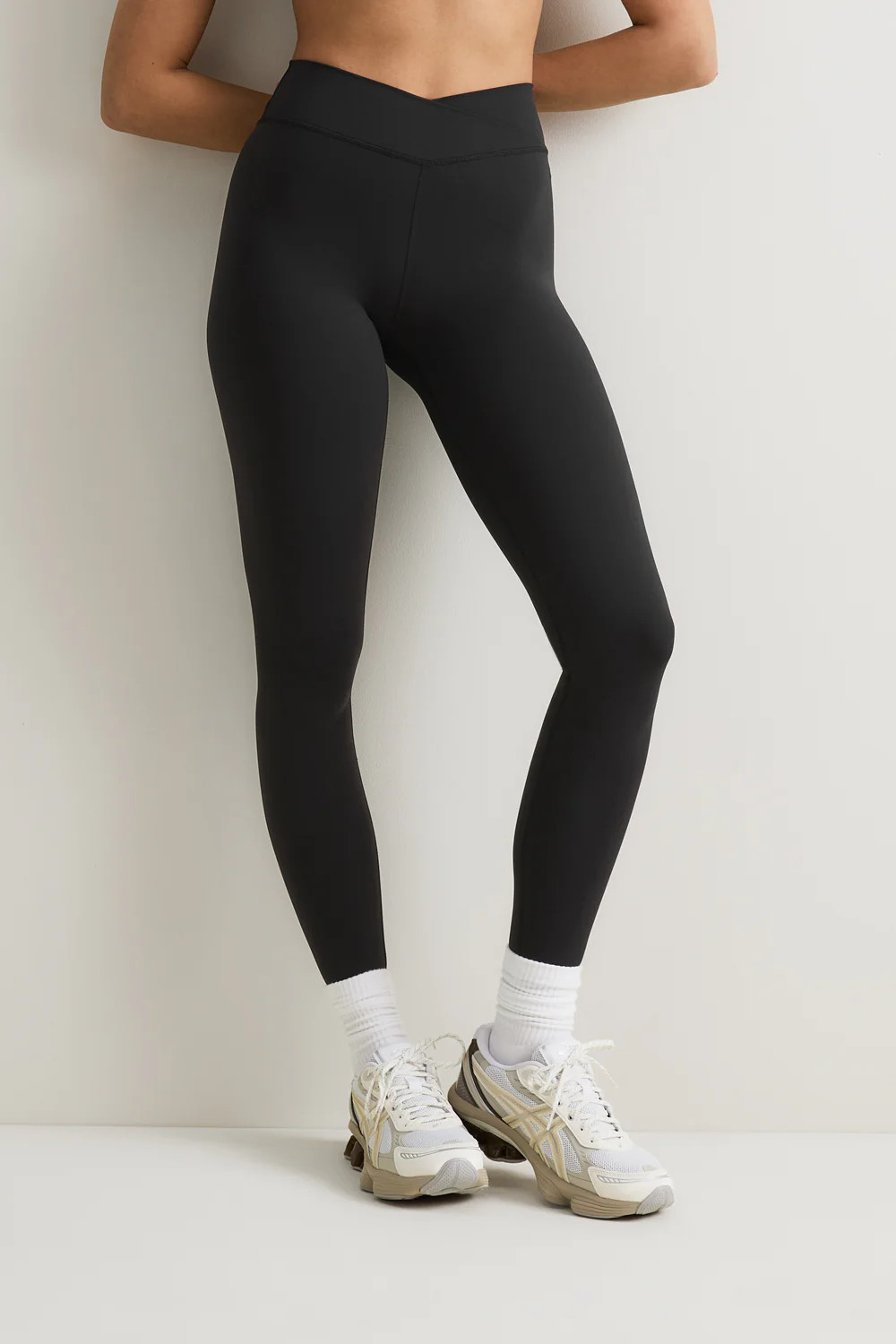 DayFlex Soft Wrap Legging - Shadow Black | TALA (UK)