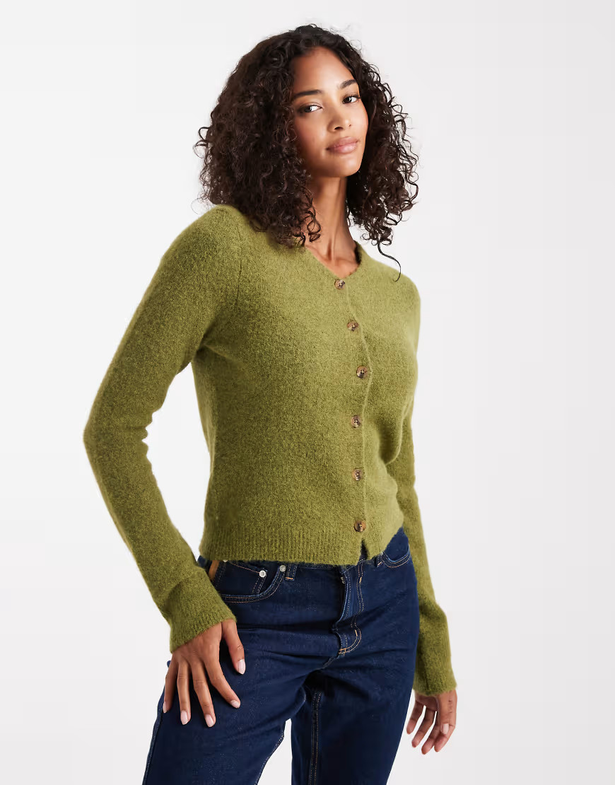 ASOS DESIGN V-neck fitted cardigan in olive-Green | ASOS (Global)