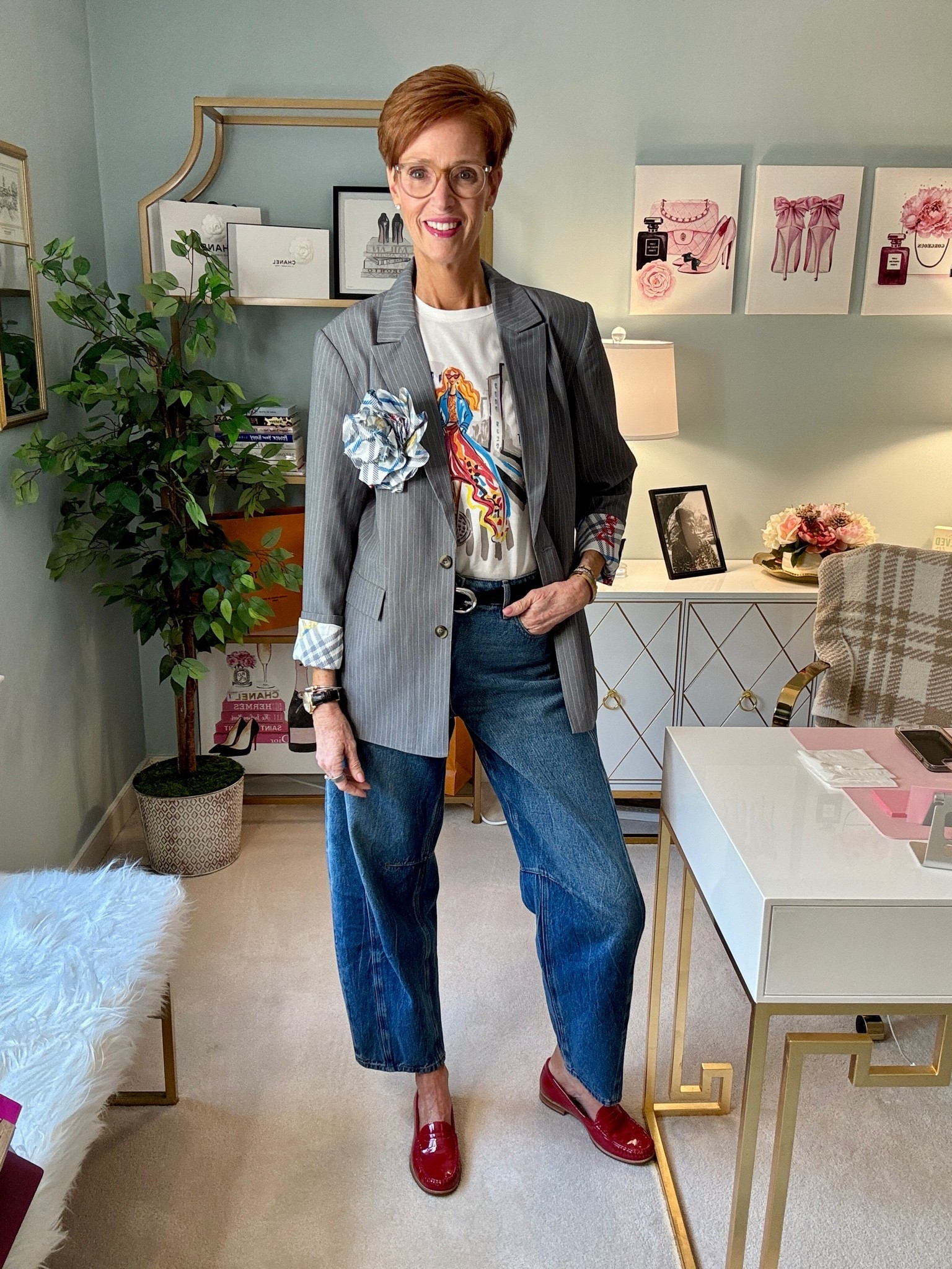 OOTD to go see Devil Wears Prada wearing the Devil Wears Prada collection from Macy’s

Tee medium
Blazer small
Jeans 29 tall

#LTKootd #LTKOver40 #LTKTall