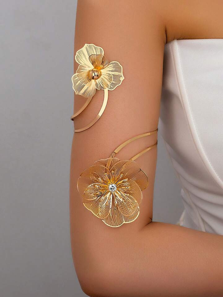 1 Pc Hollow Flower Decor Arm Cuff Women Arm Band Upper Arm Bangle | SHEIN