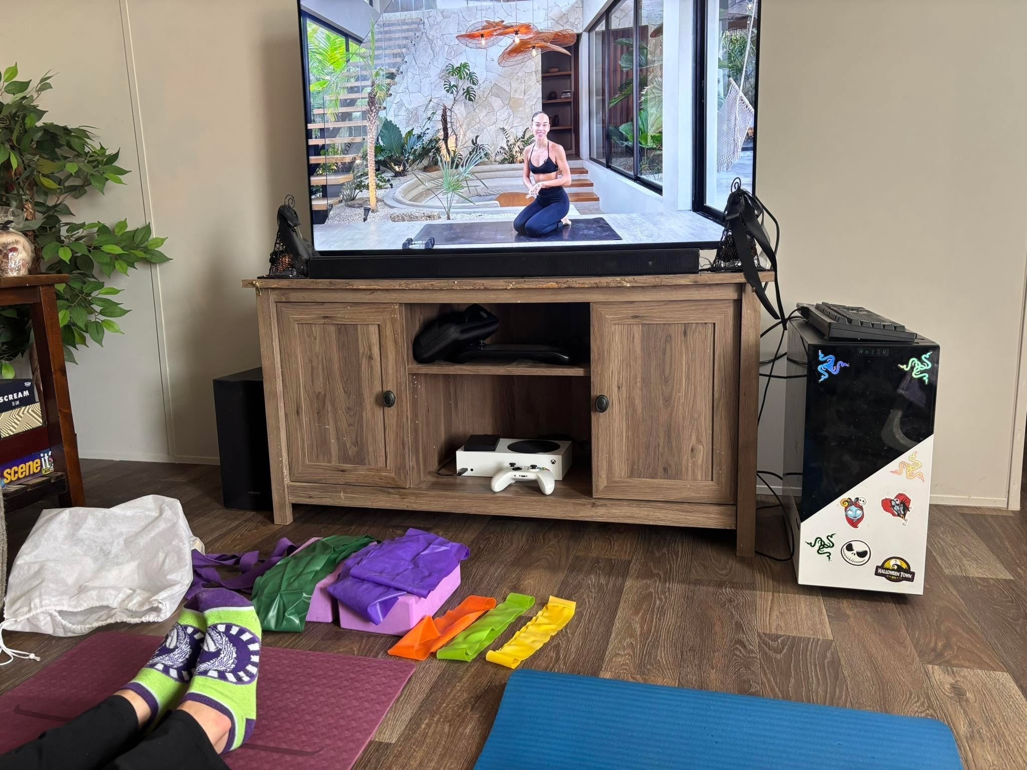 25 day challenge!!❤️  This was tough but I had everything I needed nice thick yoga mat is a mustt while

#LTKU #LTKHome #LTKActive