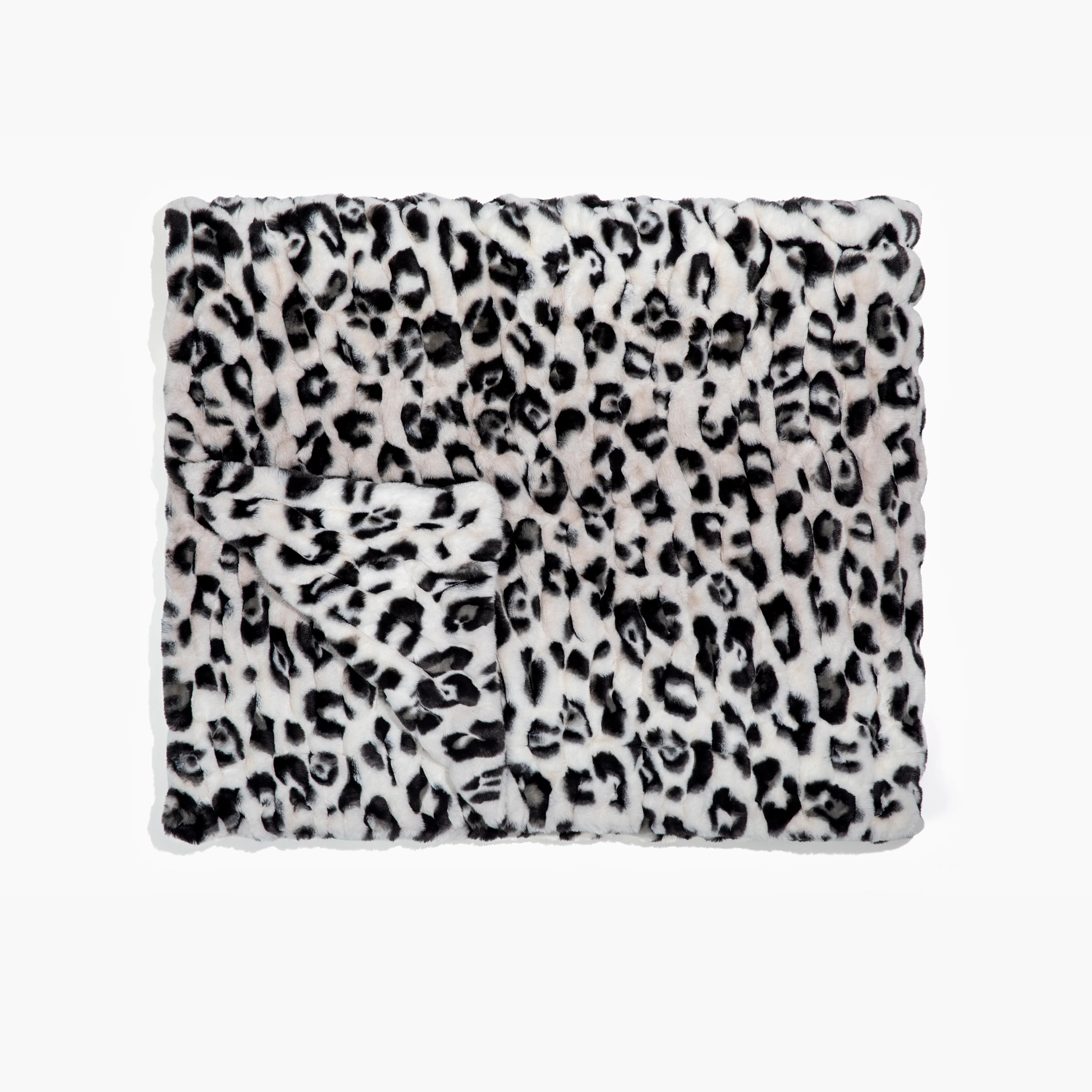Snow Leopard | Lola Blankets