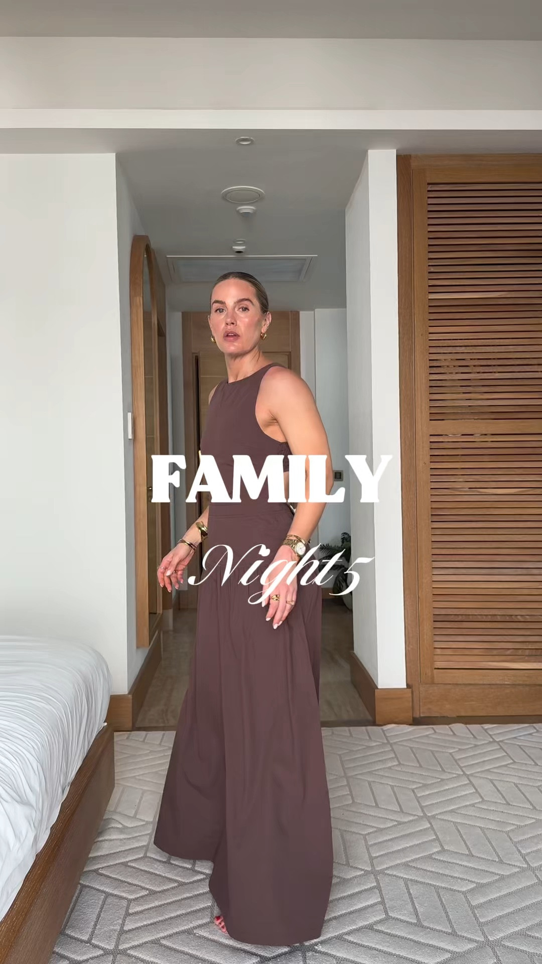 Summer dresses, holiday wardrobe, summer outfits 