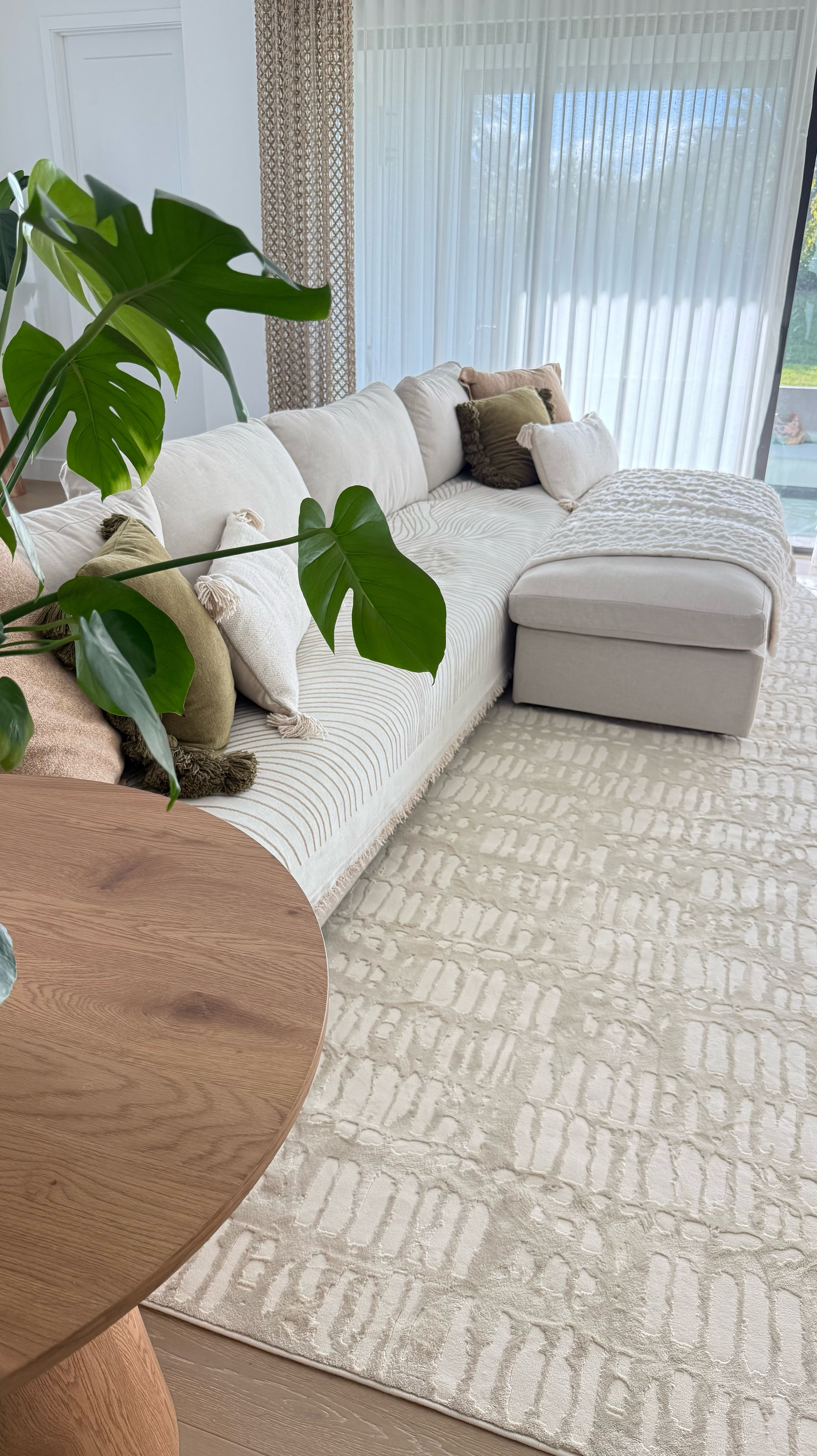 Ultra Soft Washable Rug – Comfort & Style

This ultra soft washable rug adds warmth and sophistication to any space. With an extra plush feel and a non-slip base, it offers the perfect blend of comfort, safety, and convenience. Available in various colors and sizes to match your style!

#LTKHome