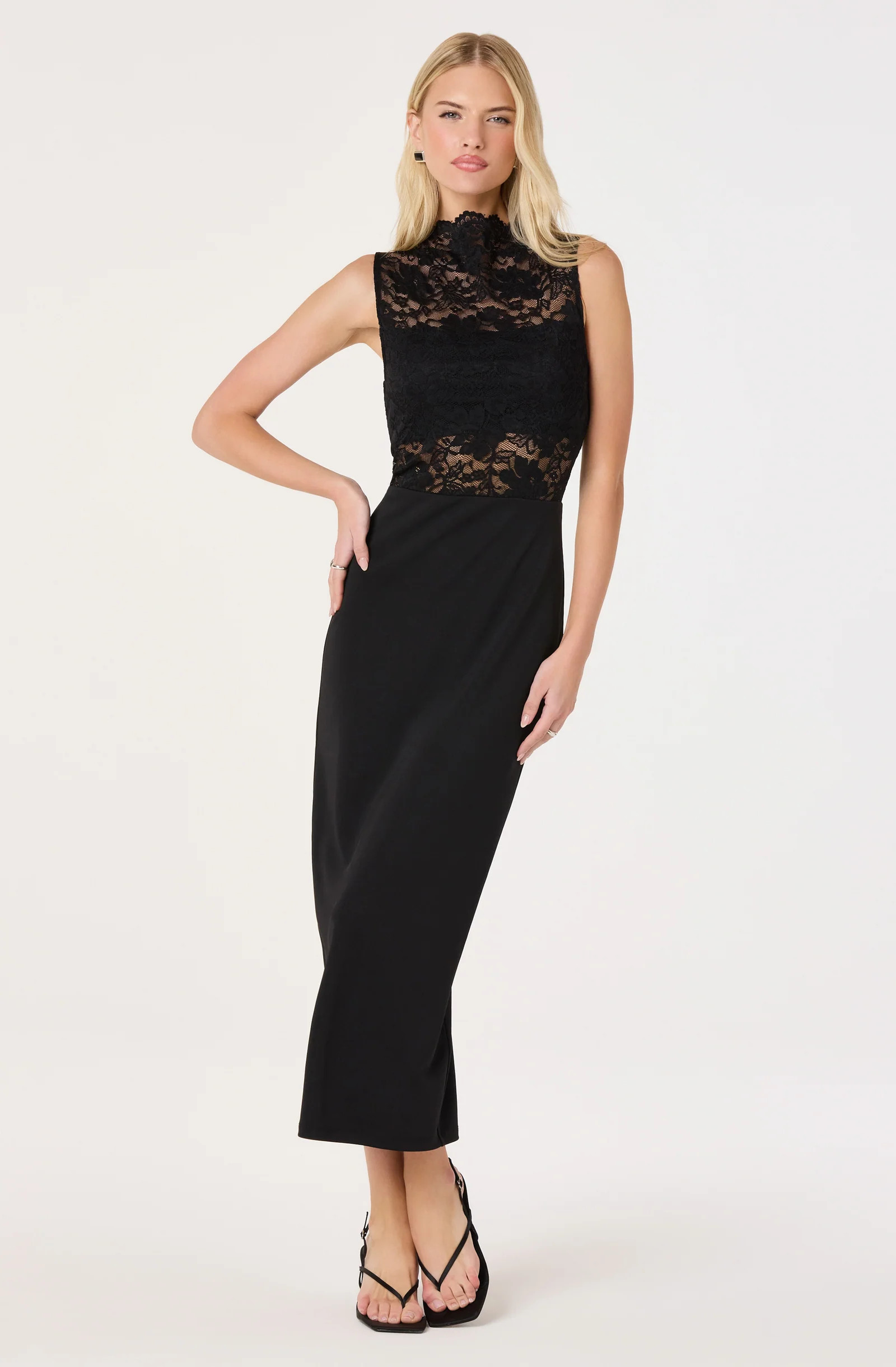 Cathia Lace Maxi Dress - Black / XS | ASTR The Label (US)
