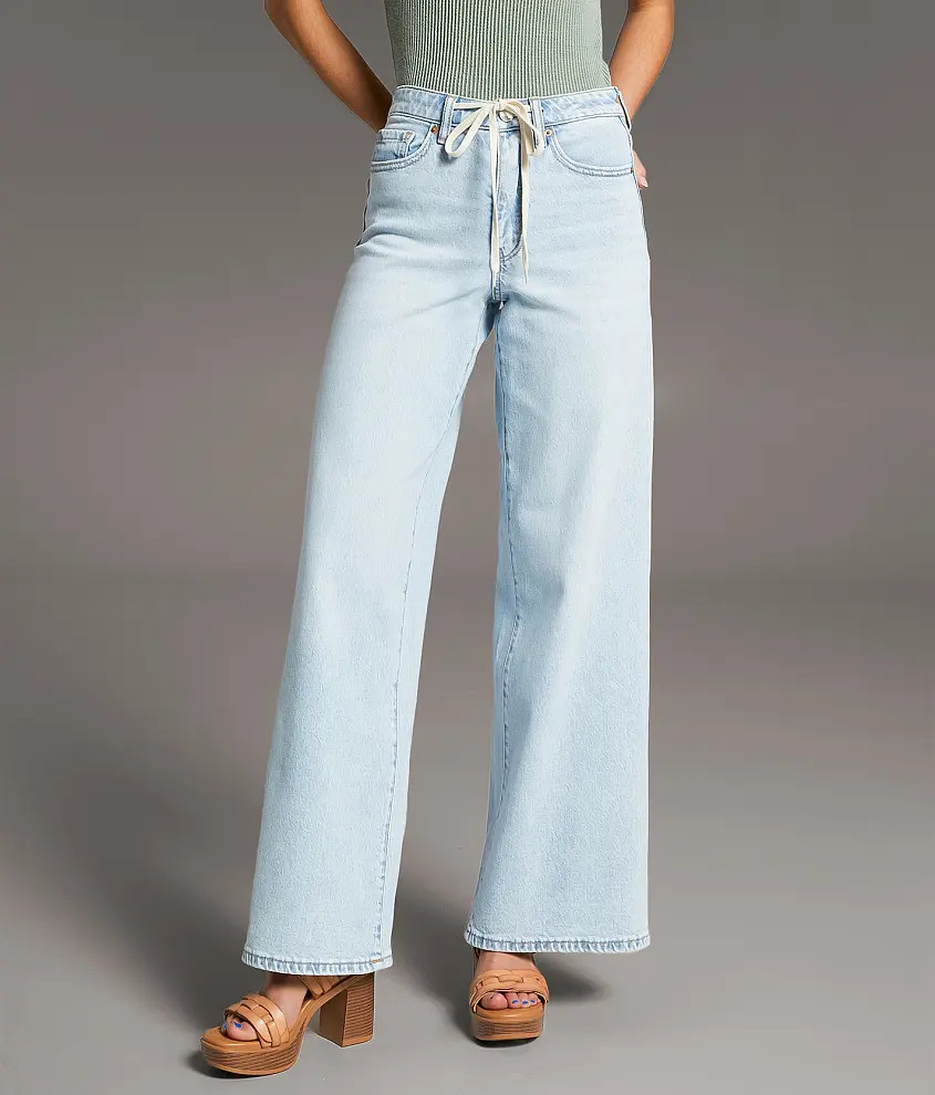 Billie Ultra Wide Leg Stretch Jean | Buckle