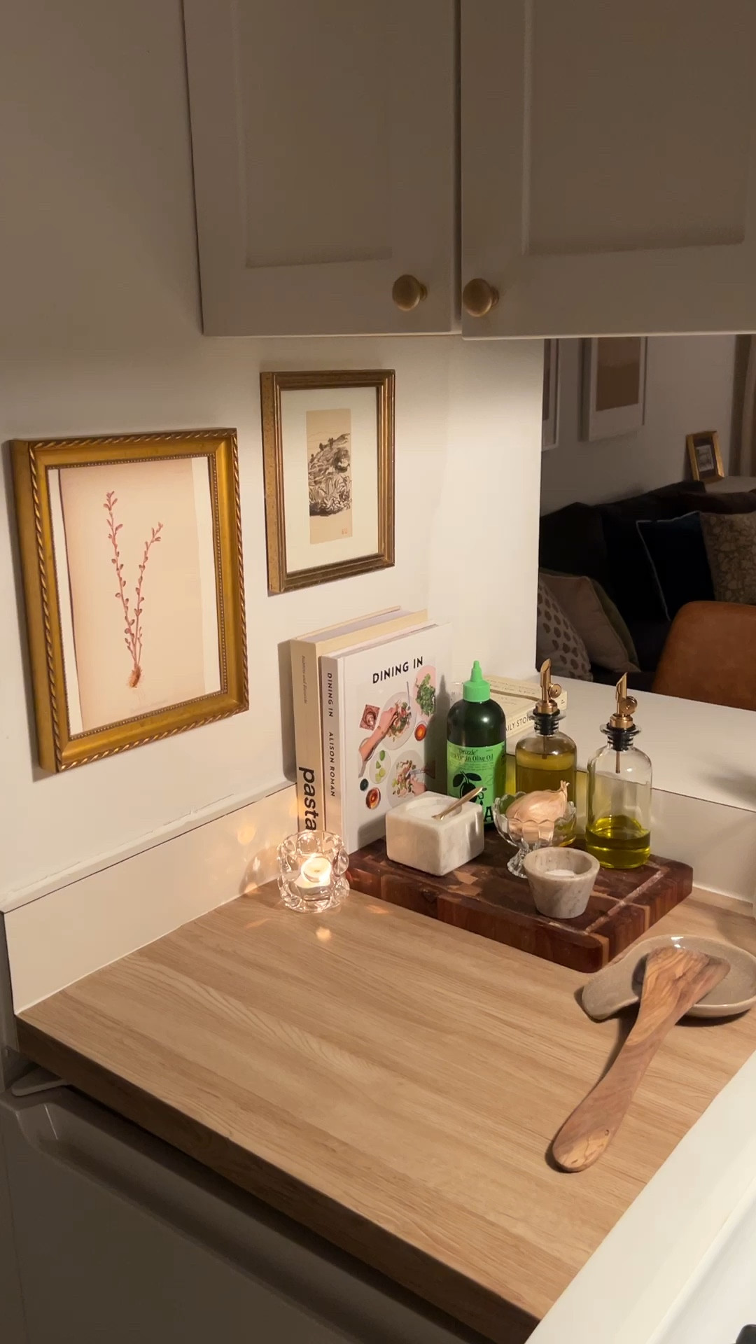 nyc kitchen 🕯️ #interiordesign #nycapartment 

#LTKfindsunder100 #LTKfindsunder50 #LTKhome