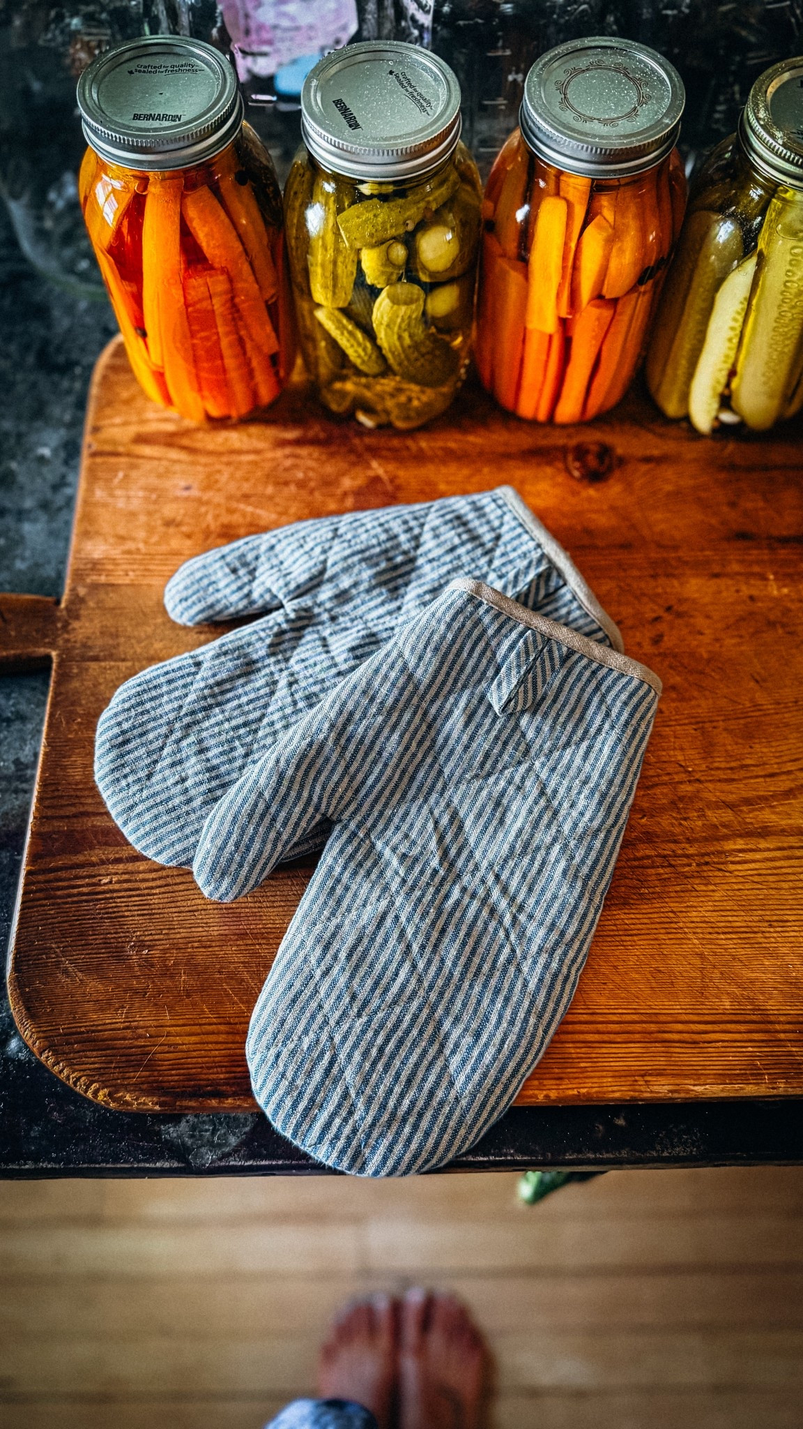 Linen oven mitts.  Newest kitchen addition. 🤍

#LTKHome