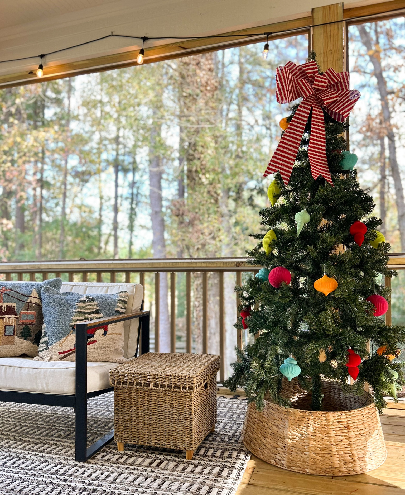 $27 faux Christmas tree and $10 ornaments! 

#LTKCyberWeek #LTKHome #LTKHoliday