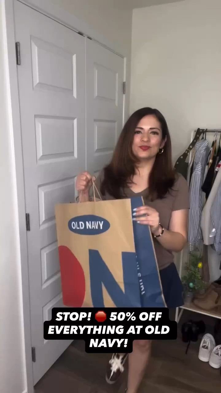 Old navy finds 50% off 



#LTKSaleAlert #LTKPetite