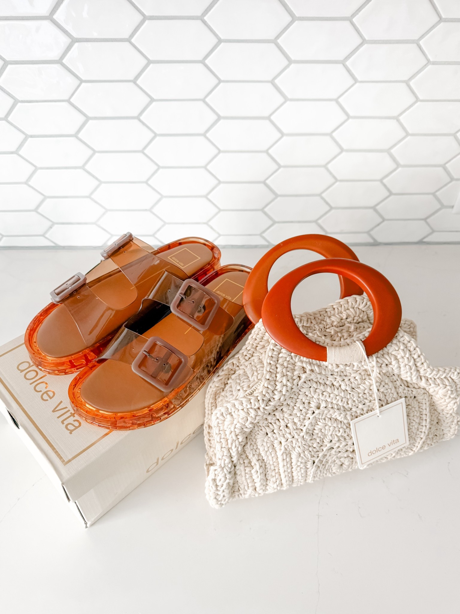 Super fun summer pieces in from DV! 


#LTKgrwm #LTKSeasonal #LTKootd